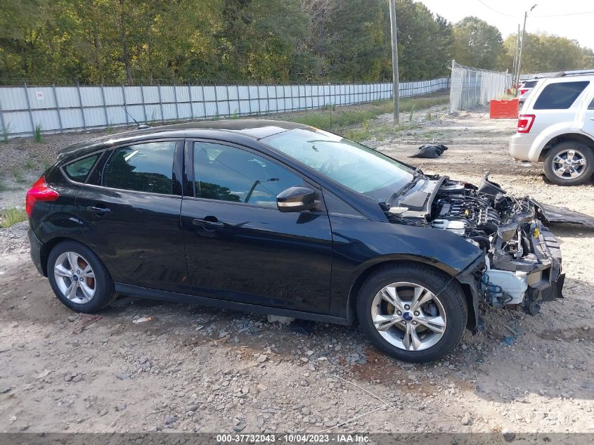 2014 FORD FOCUS SE - 1FADP3K28EL344054