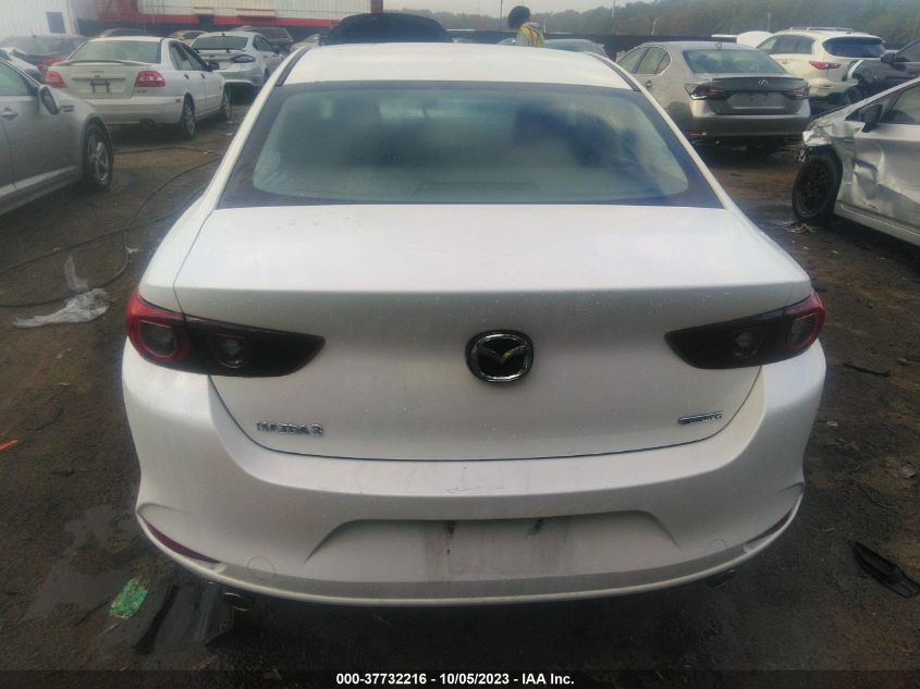 JM1BPAAL1N1508272 Mazda Mazda3 Sedan 2.5 S 16