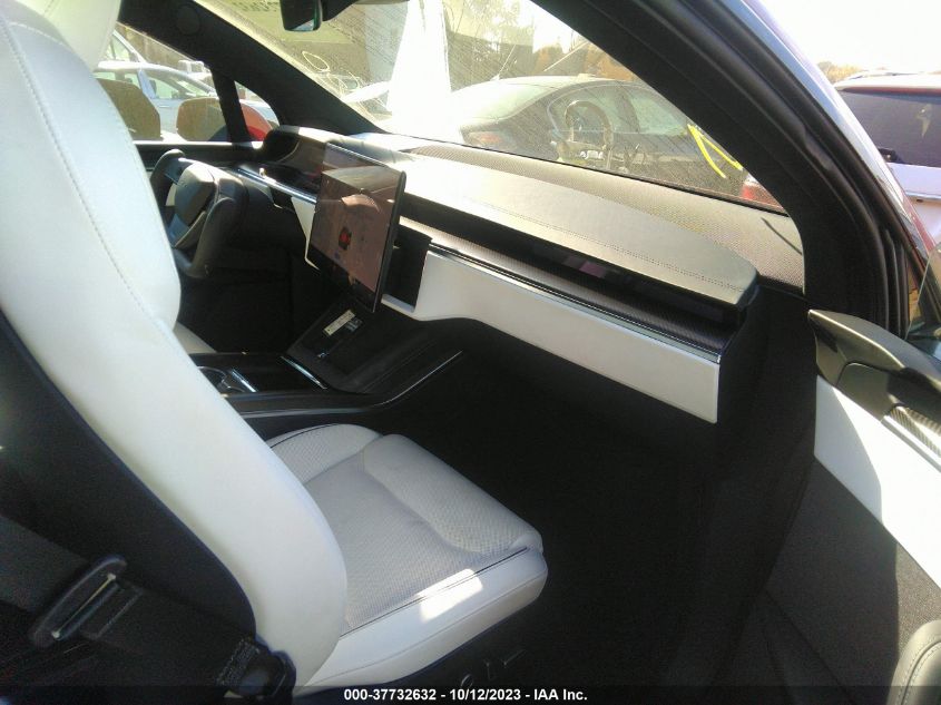 2022 TESLA MODEL X - 7SAXCBE67NF352101