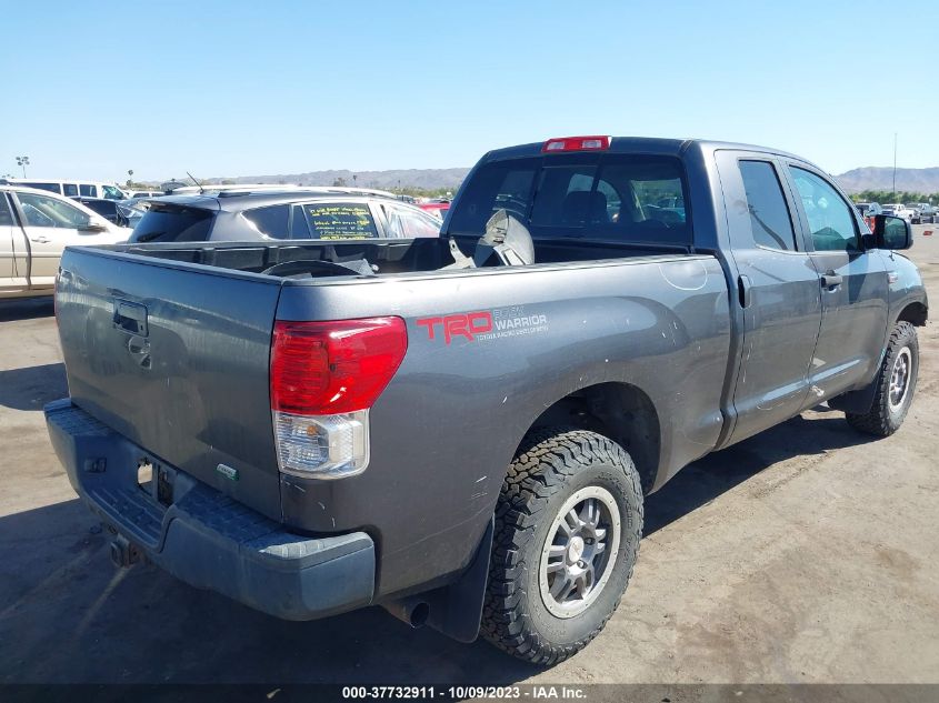 2013 TOYOTA TUNDRA 4WD TRUCK 5TFUW5F13DX307950