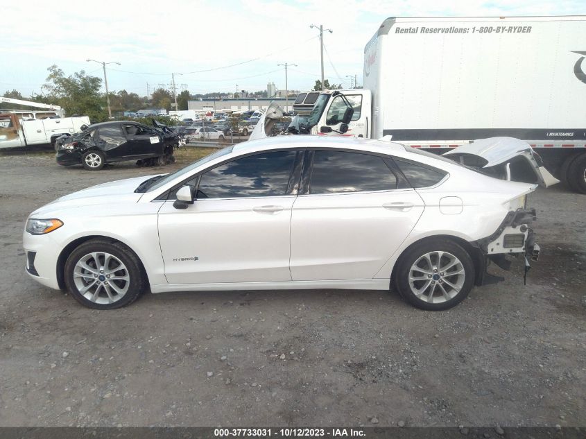 3FA6P0LU8KR126278 Ford Fusion SE 15