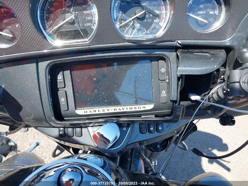 2016 HARLEY-DAVIDSON FLHTKSE CVO LIMITED 1HD1TEN18GB951876
