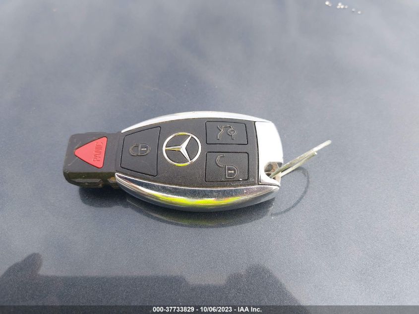 2014 MERCEDES-BENZ GL-CLASS GL 550 - 4JGDF7DE4EA400557