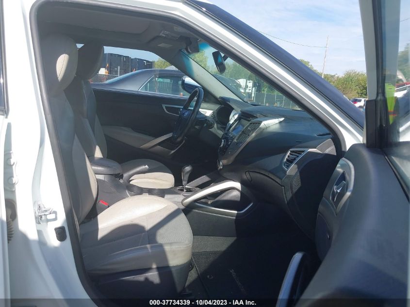 2013 HYUNDAI VELOSTER W/GRAY INT - KMHTC6AD7DU087575
