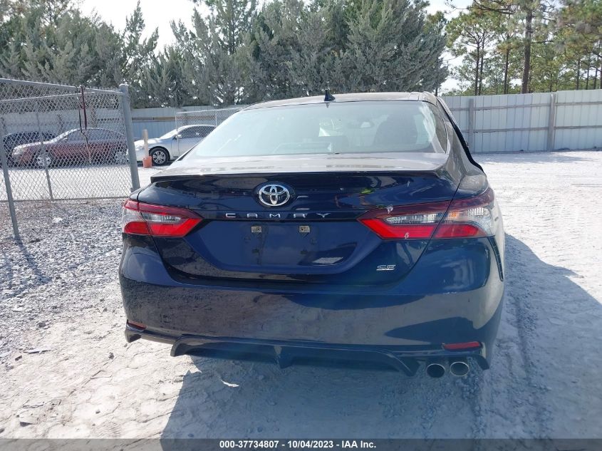 2022 TOYOTA CAMRY SE NIGHTSHADE - 4T1G11AK6NU005295