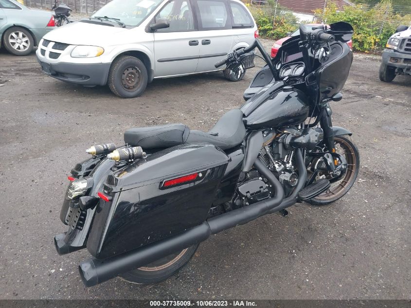 2022 HARLEY-DAVIDSON FLTRXST 1HD1ACL1XNB606200