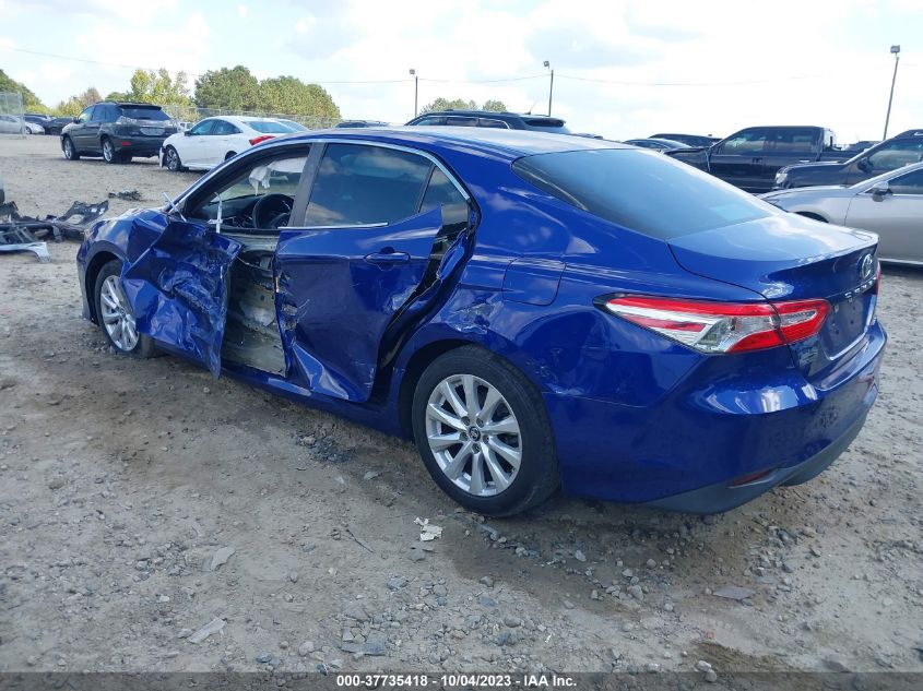2018 TOYOTA CAMRY LE - 4T1B11HK1JU536155