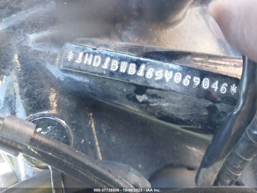 2005 HARLEY-DAVIDSON FLSTCI 1HD1BWB165Y069046