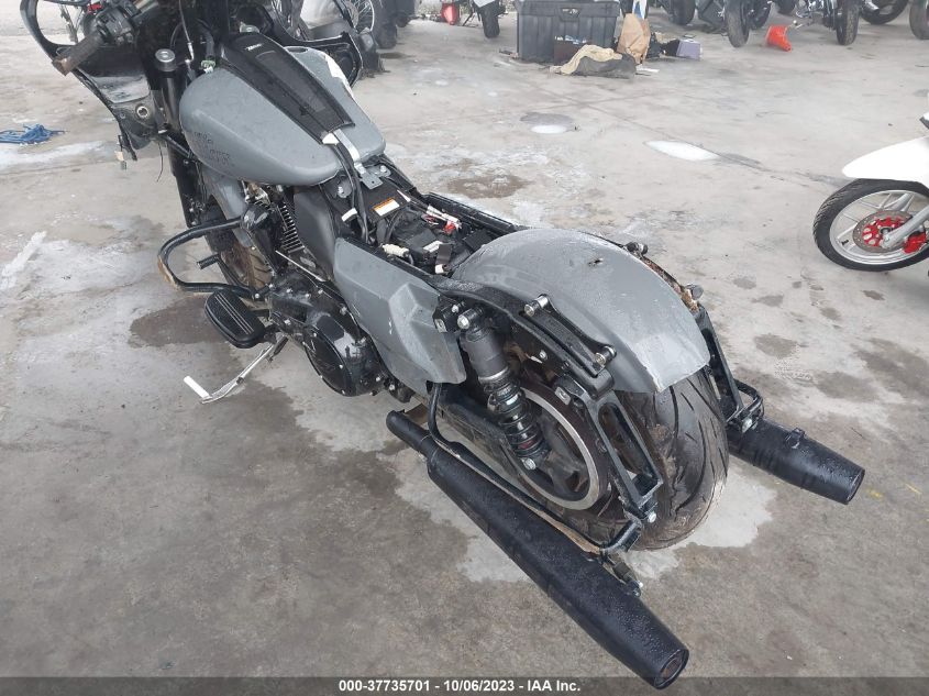 2022 HARLEY-DAVIDSON FLTRXST 1HD1ACL17NB627117