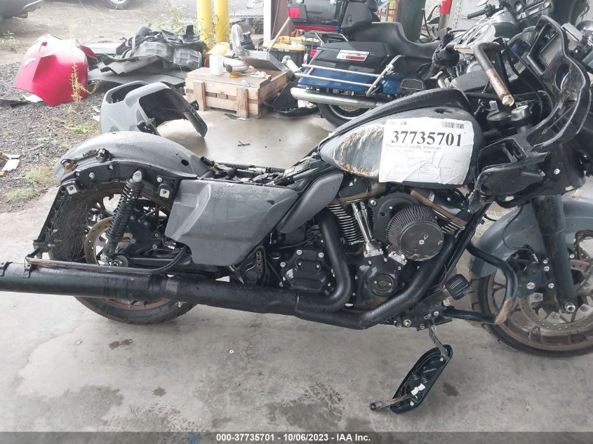 2022 HARLEY-DAVIDSON FLTRXST 1HD1ACL17NB627117