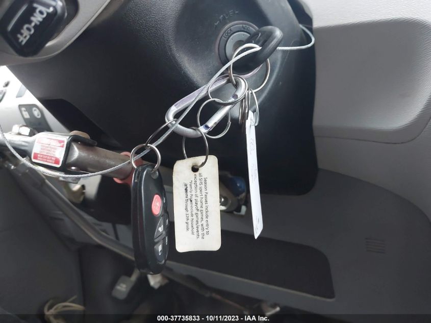 2013 TOYOTA SIENNA SE - 5TDXK3DC8DS340417