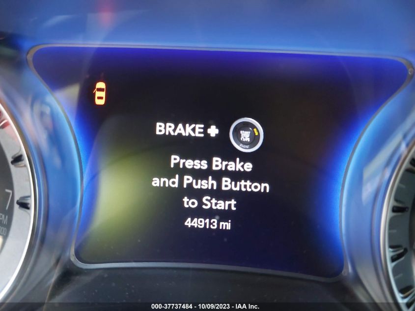 2019 CHRYSLER 300 LIMITED - 2C3CCAEG4KH585930
