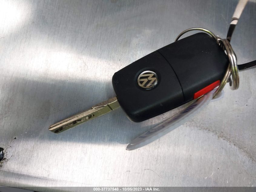 2014 VOLKSWAGEN EOS KOMFORT WVWBW8AHXEV000625