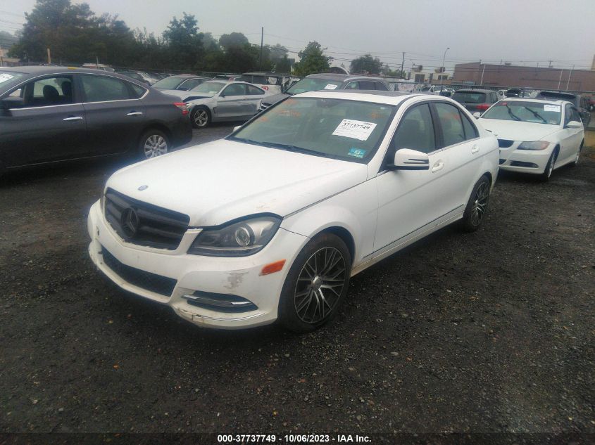 2013 MERCEDES-BENZ C-CLASS C 300 - WDDGF8AB7DR299828