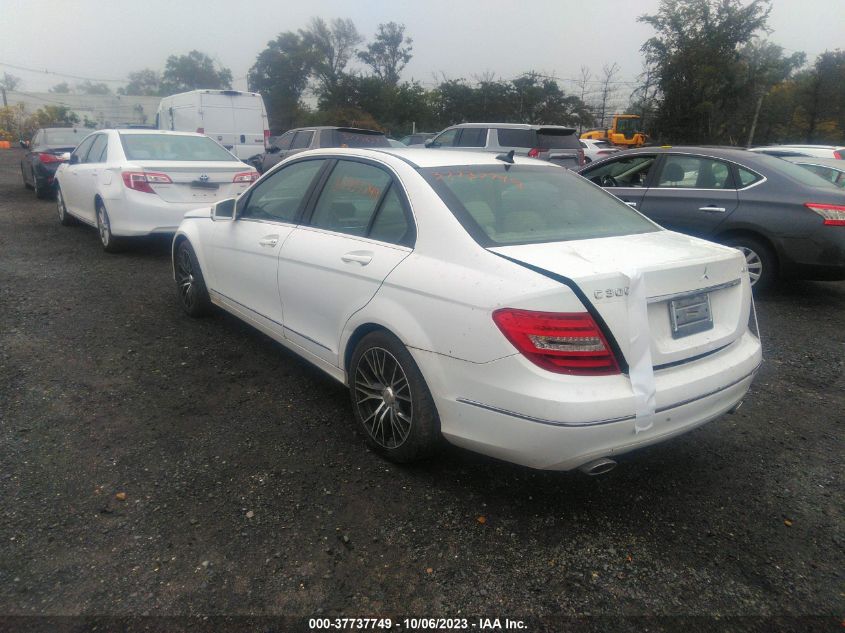 2013 MERCEDES-BENZ C-CLASS C 300 - WDDGF8AB7DR299828