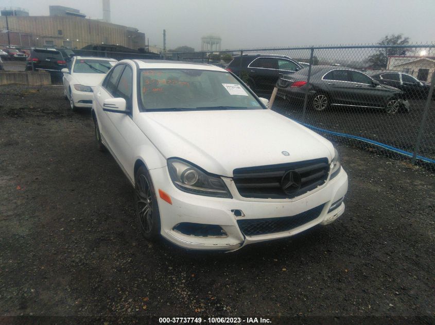 2013 MERCEDES-BENZ C-CLASS C 300 - WDDGF8AB7DR299828