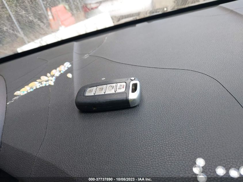 2013 HYUNDAI SONATA SE/LIMITED - 5NPEC4AB5DH643196