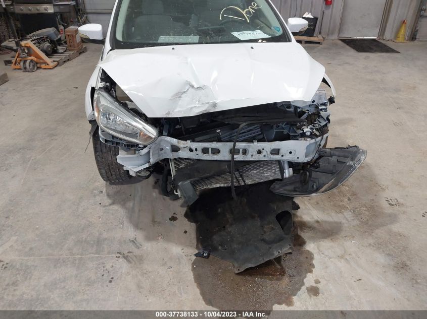 2015 FORD FOCUS SE - 1FADP3K20FL244841