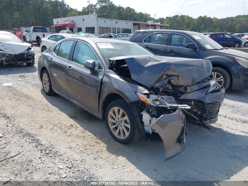 2021 TOYOTA CAMRY LE - 4T1C11AK0MU575760