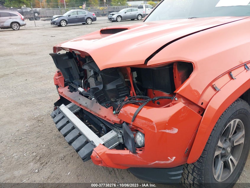 VIN 3TMCZ5AN4HM091308 2017 TOYOTA TACOMA DBL CAB/SR/TRDSPT/OR/PRO