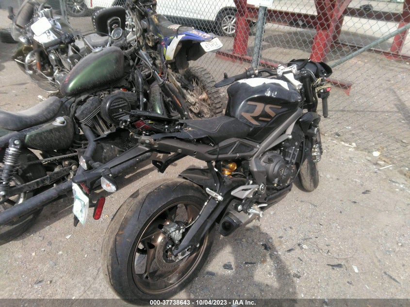 VIN SMTA554S9PTBE1043 2023 TRIUMPH MOTORCYCLE STREET TRIPLE RS