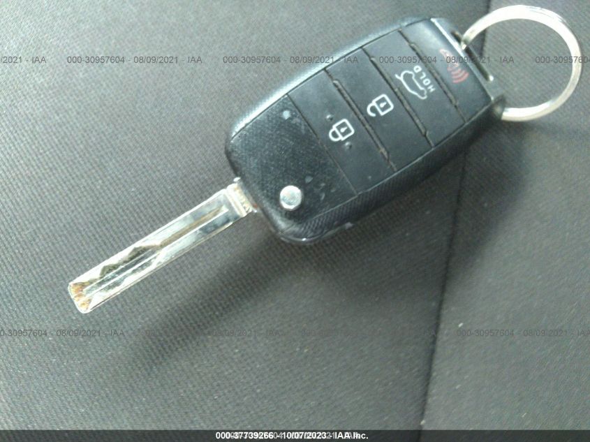2017 KIA SOUL BASE - KNDJN2A28H7456865