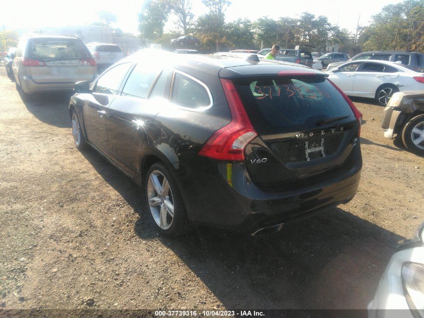 2016 VOLVO V60 T5 PREMIER YV1612SK5G1310578
