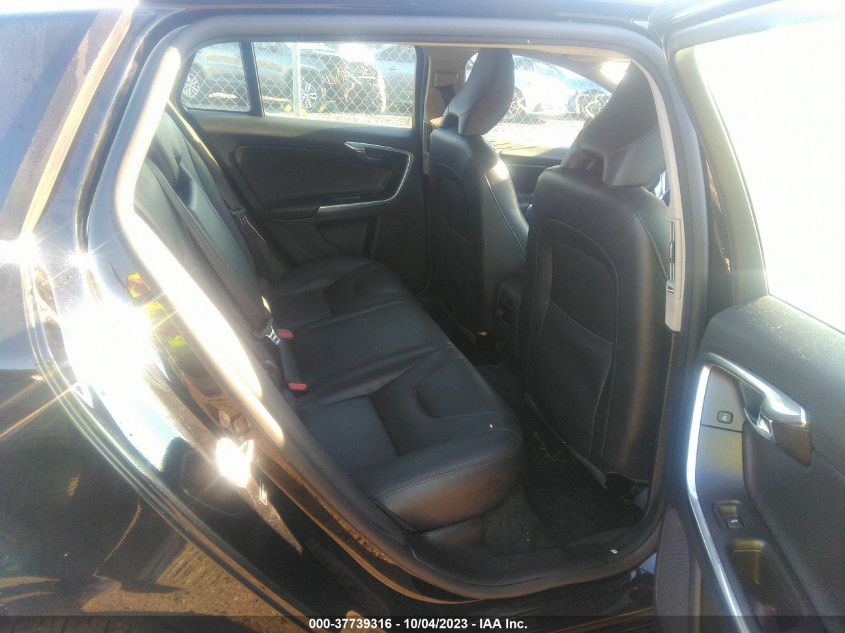 2016 VOLVO V60 T5 PREMIER YV1612SK5G1310578