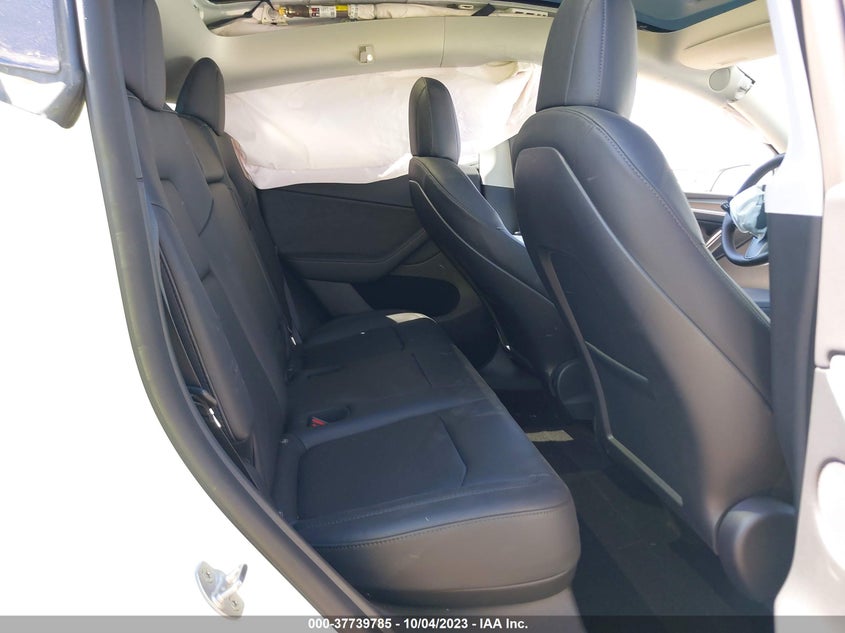 VIN 7SAYGDEF2NF533790 2022 TESLA MODEL Y