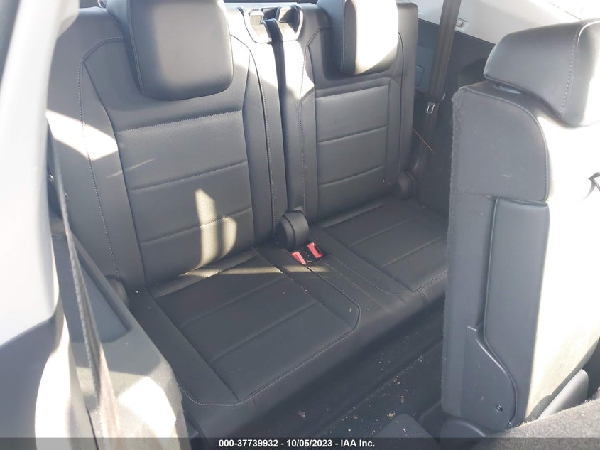 VIN 3VV3B7AX7JM214172 2018 VOLKSWAGEN TIGUAN SE/SEL