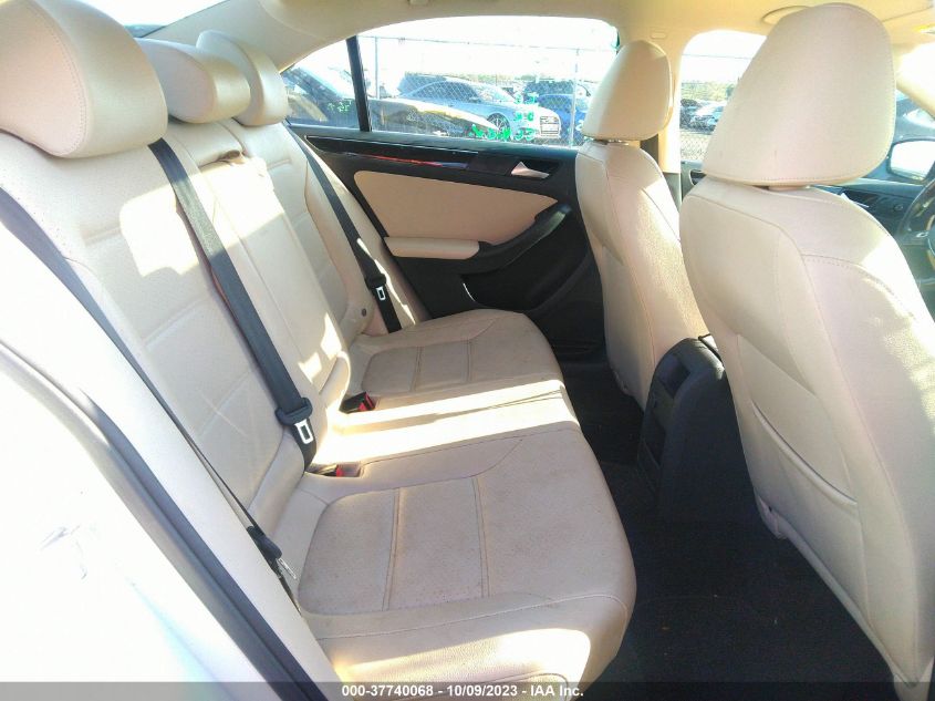 2017 VOLKSWAGEN JETTA 1.8T SEL - 3VWL17AJ6HM399979