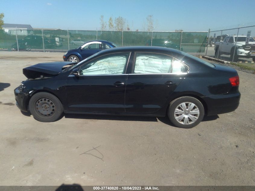 2013 VOLKSWAGEN JETTA SEDAN SE - 3VWBP7AJ8DM434901