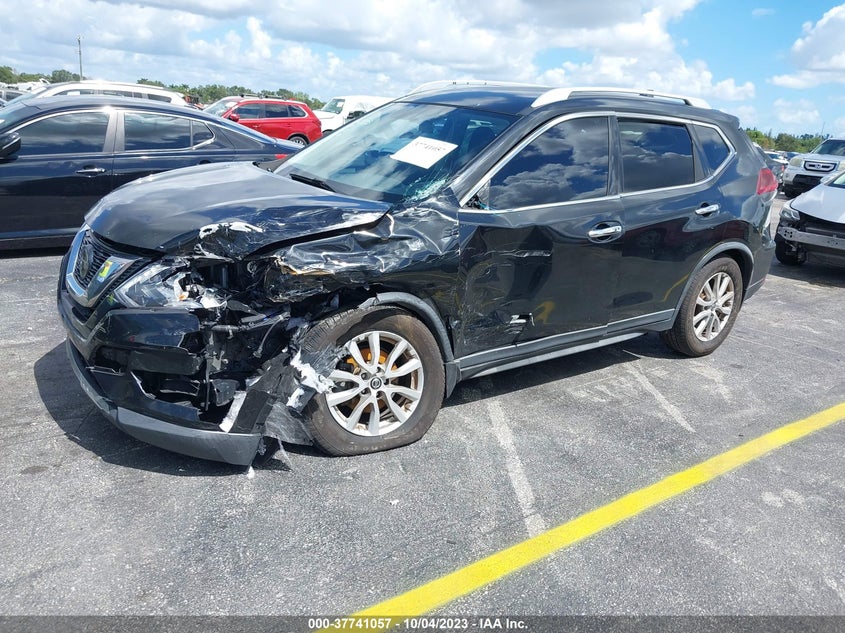 VIN KNMAT2MT7JP563535 2018 NISSAN ROGUE S/SV