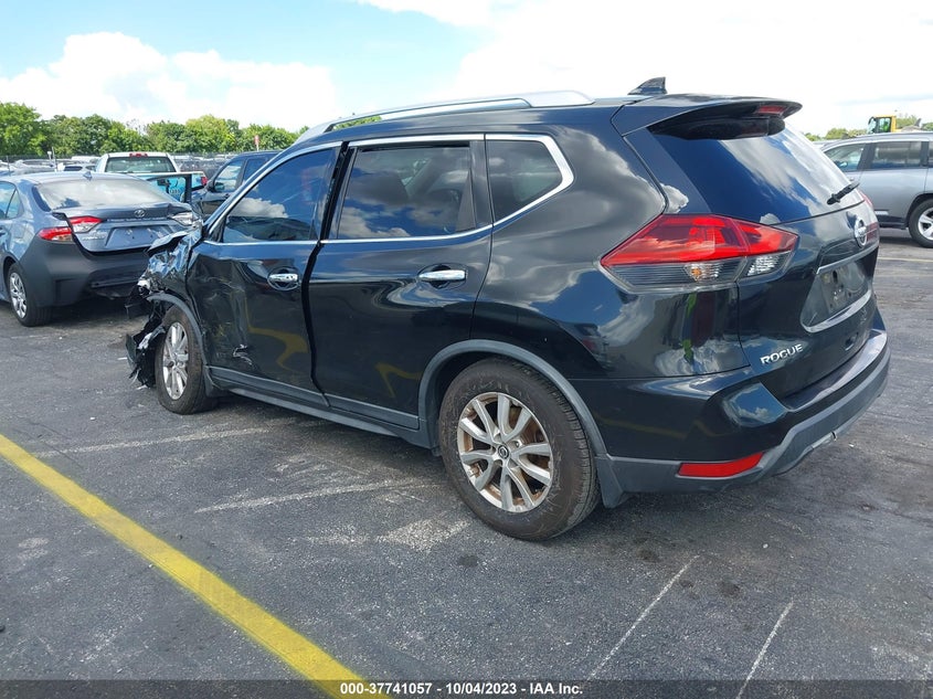 VIN KNMAT2MT7JP563535 2018 NISSAN ROGUE S/SV