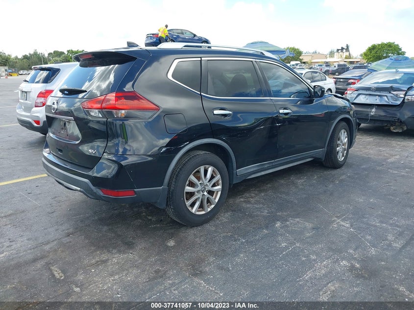 VIN KNMAT2MT7JP563535 2018 NISSAN ROGUE S/SV