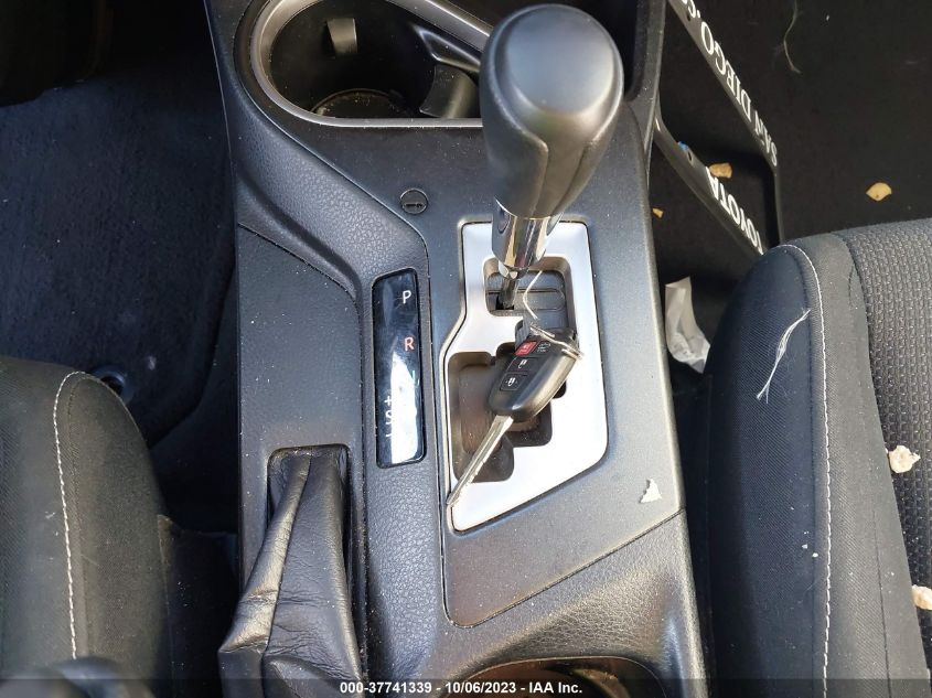 2016 TOYOTA RAV4 XLE - JTMWFREV7GJ090138