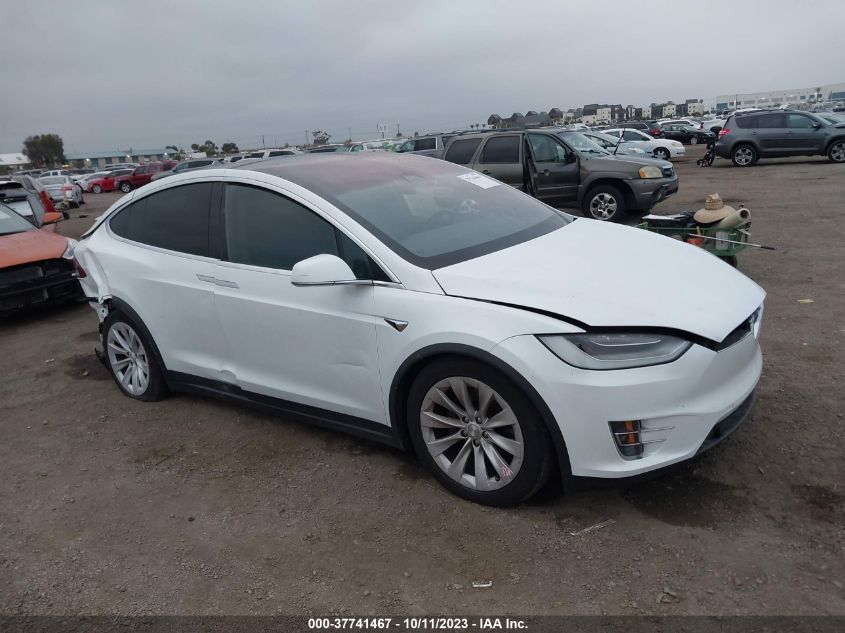 5YJXCAE23LF249940 TESLA MODEL X LONG RANGE 2020