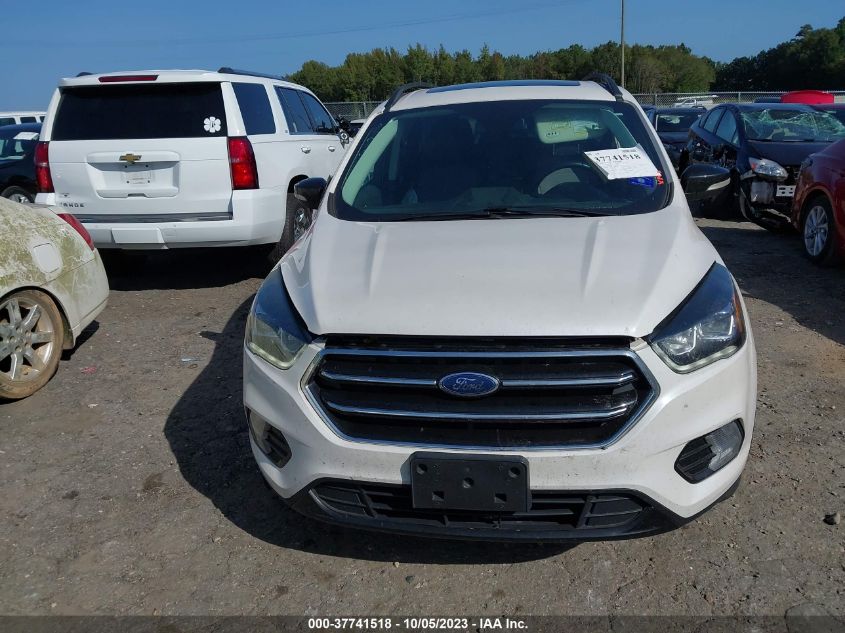 2017 FORD ESCAPE TITANIUM - 1FMCU9J99HUC71271