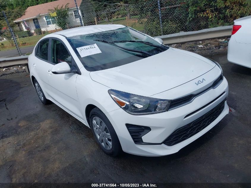 3KPA24AD7NE476039 Kia Rio S