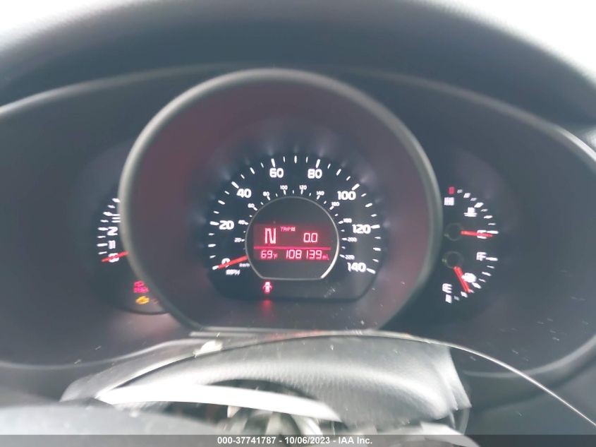 2019 KIA SOUL + - KNDJP3A52K7690095