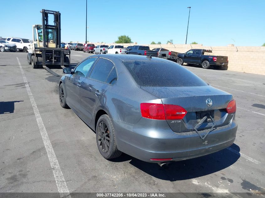 2014 VOLKSWAGEN JETTA SEDAN SE - 3VWD17AJ7EM363623