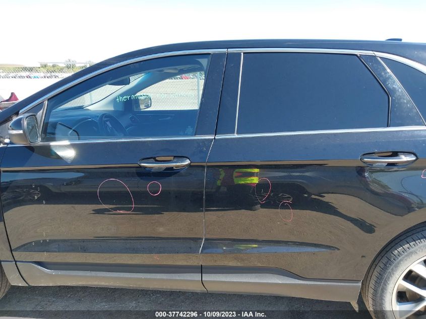 VIN 2FMPK4K8XHBB27069 2017 FORD EDGE TITANIUM