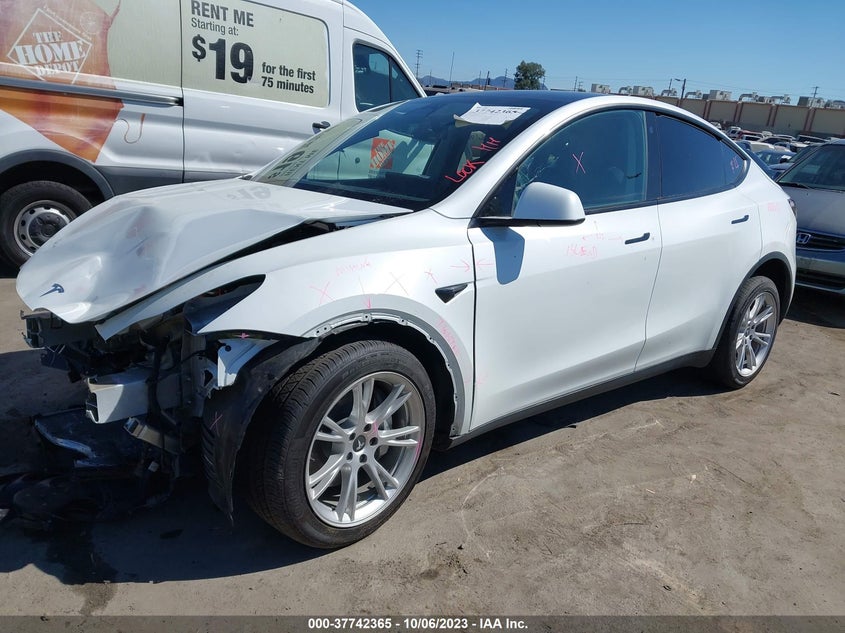 VIN 7SAYGAEE8NF559221 2022 TESLA MODEL Y LONG RANGE