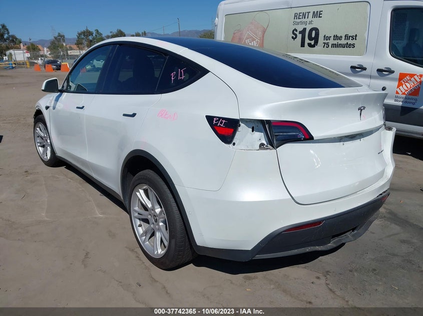 VIN 7SAYGAEE8NF559221 2022 TESLA MODEL Y LONG RANGE