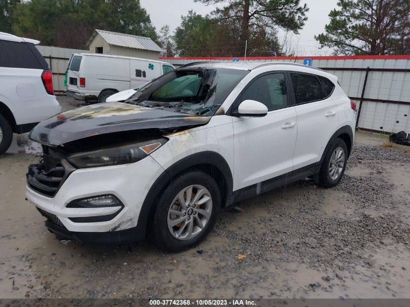 2016 HYUNDAI TUCSON SE - KM8J33A48GU100439