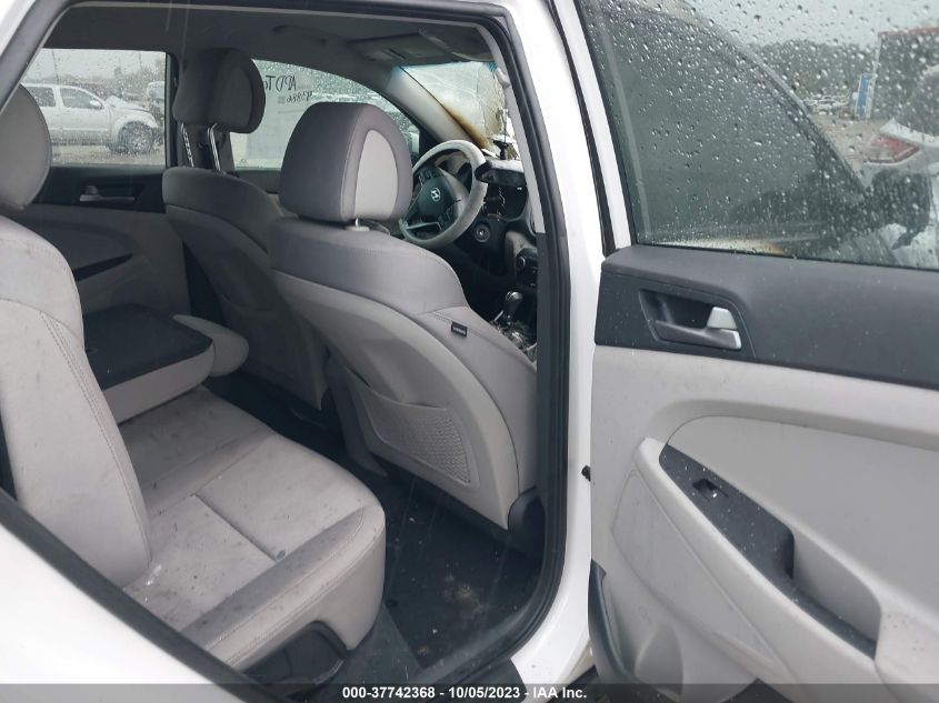 2016 HYUNDAI TUCSON SE - KM8J33A48GU100439