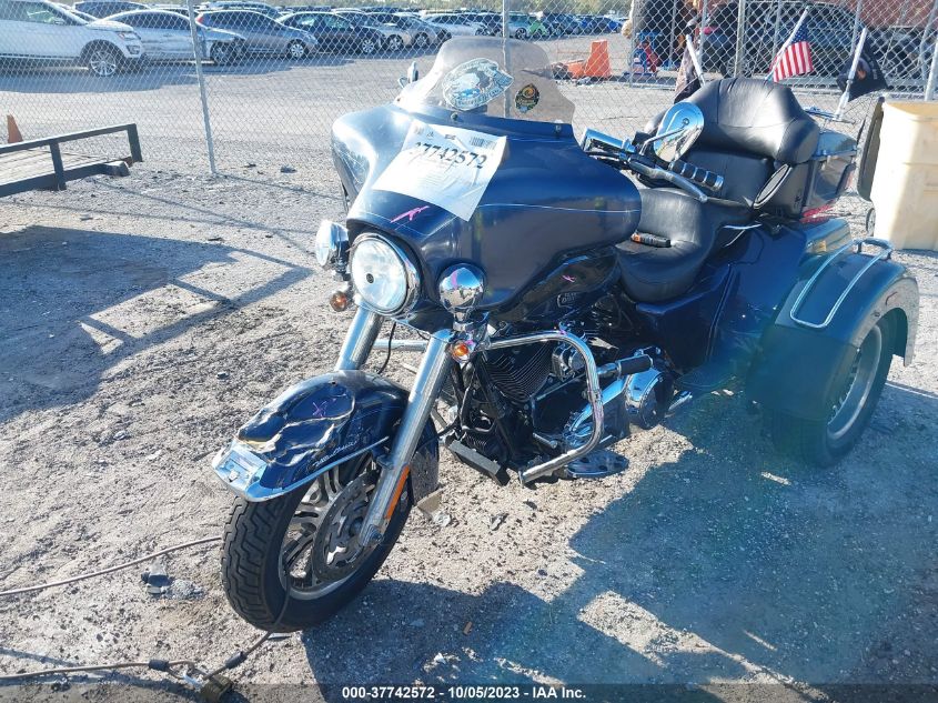 2009 HARLEY-DAVIDSON FLHTCUTG 1HD1MAM189Y852479