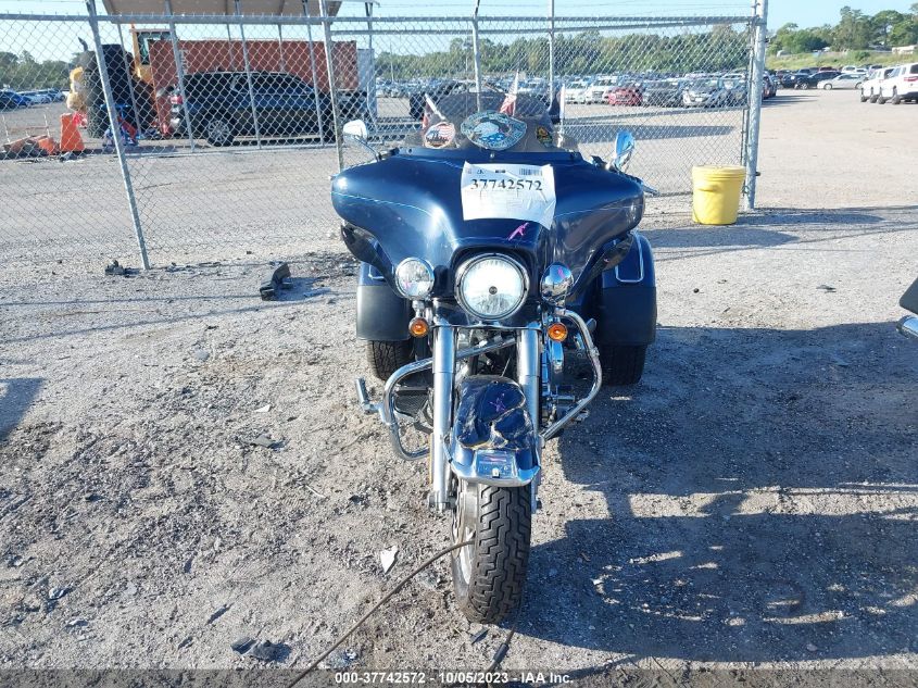 2009 HARLEY-DAVIDSON FLHTCUTG 1HD1MAM189Y852479