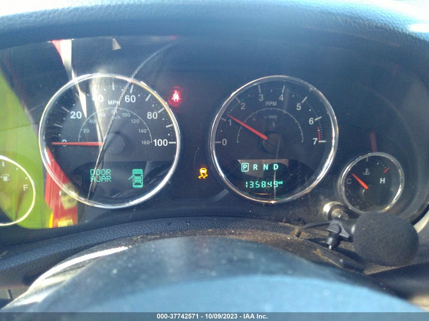 VIN 1C4BJWDG1JL861204 2018 JEEP WRANGLER JK UNLIMITED SPORT S