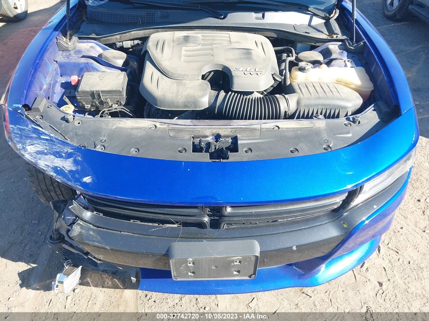 VIN 2C3CDXBG8KH710383 2019 DODGE CHARGER SXT